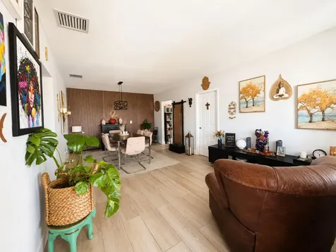 830 NE 135th Street North Miami FL 33161
