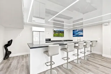 340 Sunset Drive Fort Lauderdale FL 33301