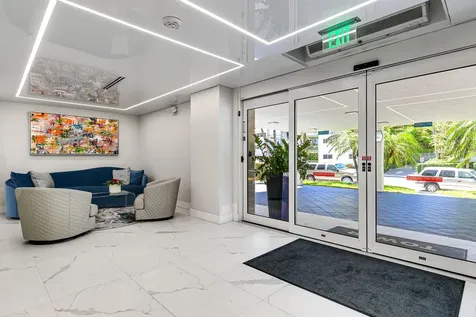 340 Sunset Drive Fort Lauderdale FL 33301