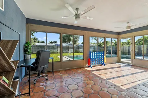 4193 Hyacinth Circle N Palm Beach Gardens FL 33410