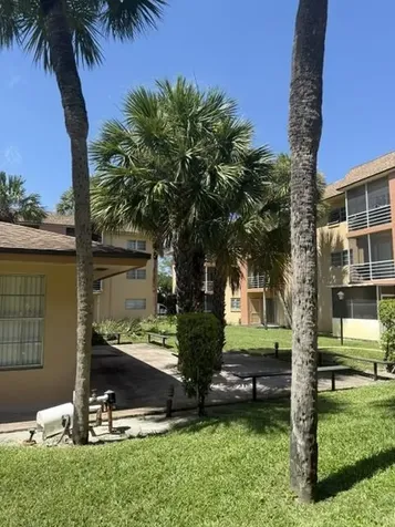 4141 NW 26th Street Lauderhill FL 33313