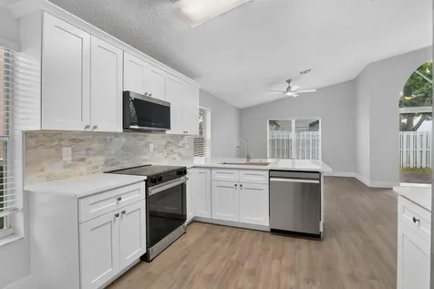 1371 SW 181st Avenue Pembroke Pines FL 33029