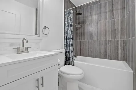1371 SW 181st Avenue Pembroke Pines FL 33029