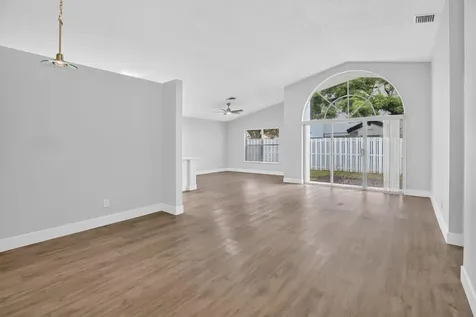 1371 SW 181st Avenue Pembroke Pines FL 33029