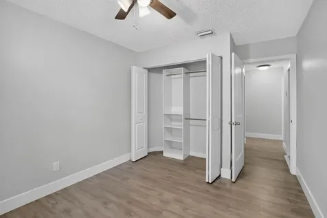 1371 SW 181st Avenue Pembroke Pines FL 33029