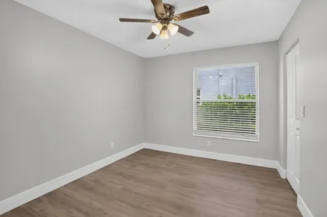 1371 SW 181st Avenue Pembroke Pines FL 33029