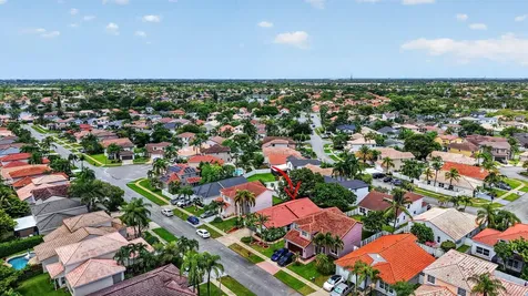 1371 SW 181st Avenue Pembroke Pines FL 33029