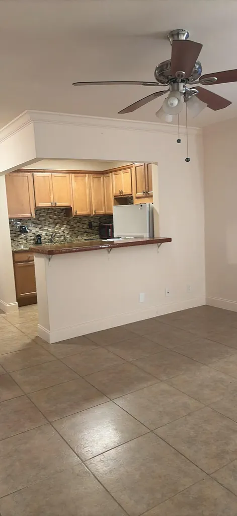 2020 Lake Osborne Drive Lake Worth Beach FL 33461
