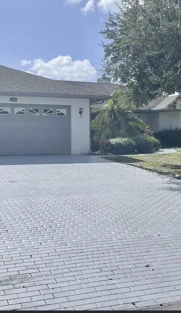 242 SE Duval Avenue Port St Lucie FL 34983