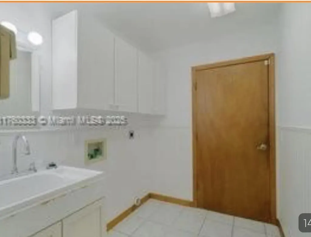 242 SE Duval Avenue Port St Lucie FL 34983