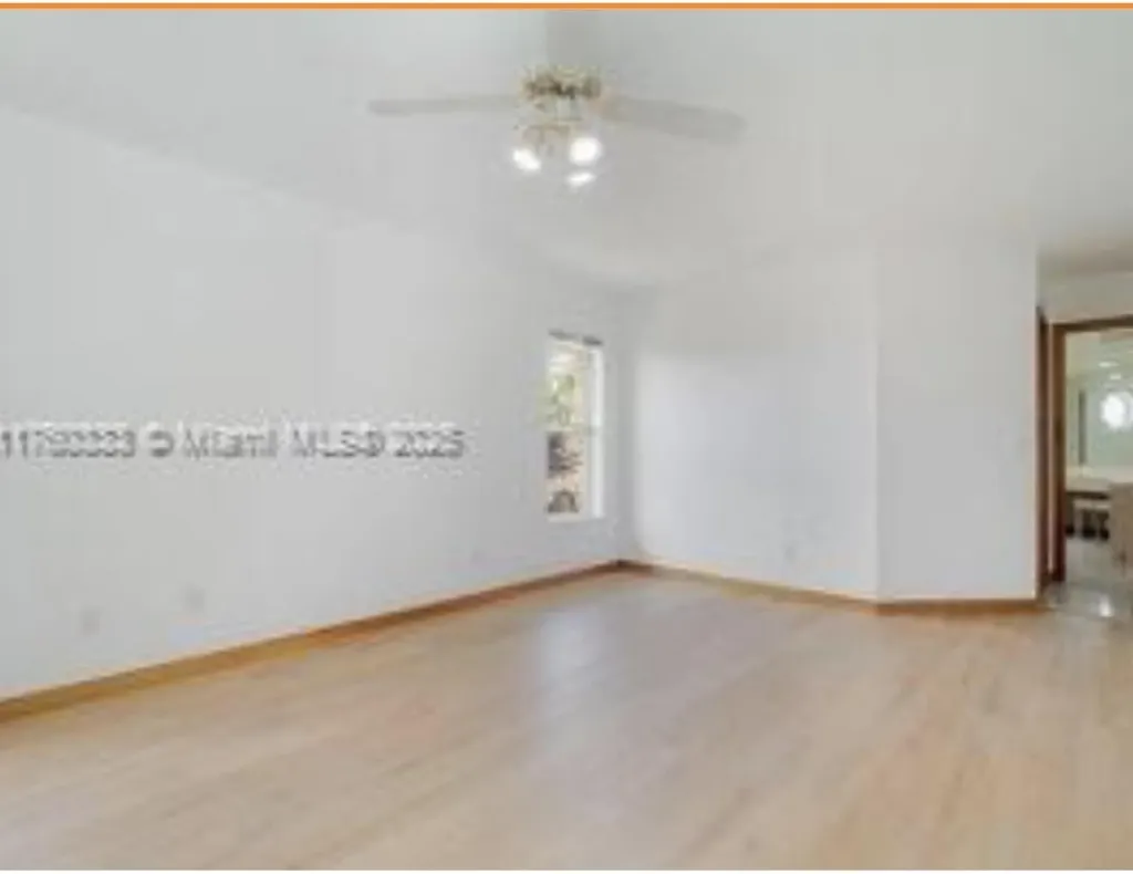 242 SE Duval Avenue Port St Lucie FL 34983