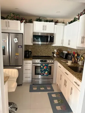275 Monaco F Delray Beach FL 33446