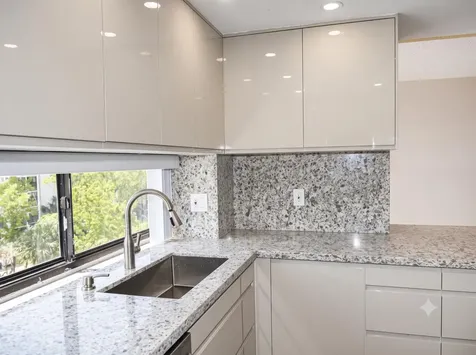 17021 N Bay Road Sunny Isles Beach FL 33160