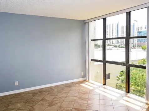 17021 N Bay Road Sunny Isles Beach FL 33160