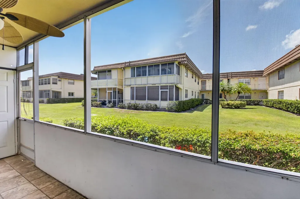 65 Saxony B Delray Beach FL 33446