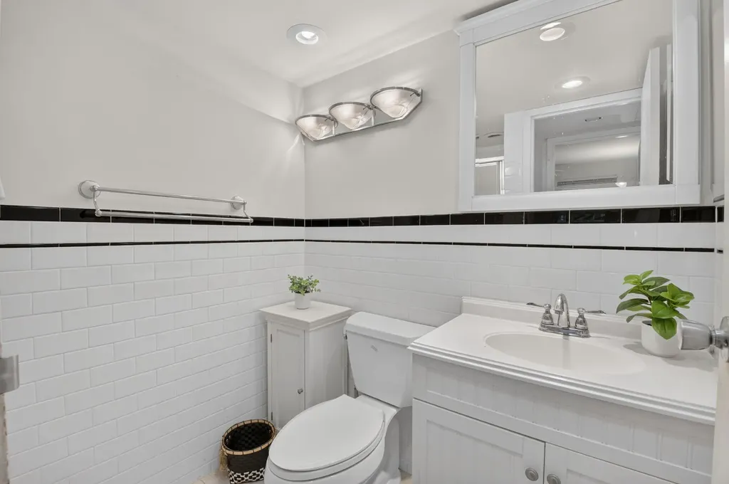 65 Saxony B Delray Beach FL 33446
