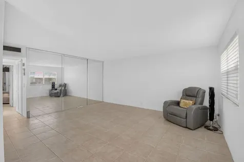 65 Saxony B Delray Beach FL 33446