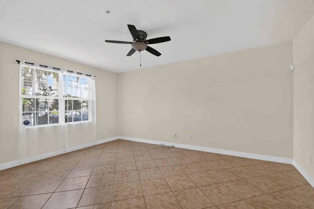 116 Ocean Cay Way Hypoluxo FL 33462