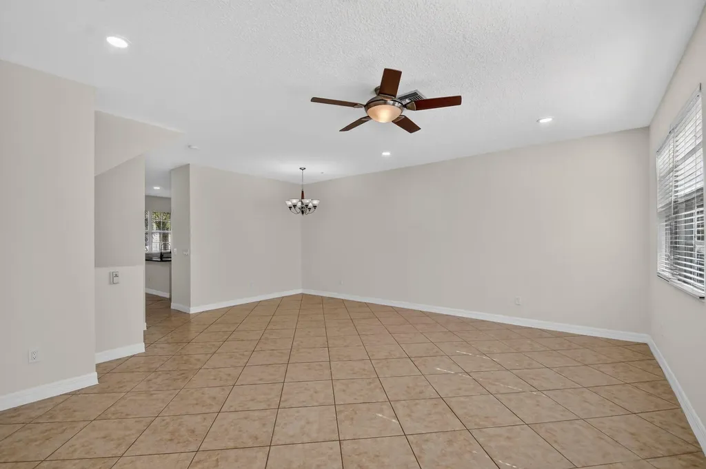 116 Ocean Cay Way Hypoluxo FL 33462
