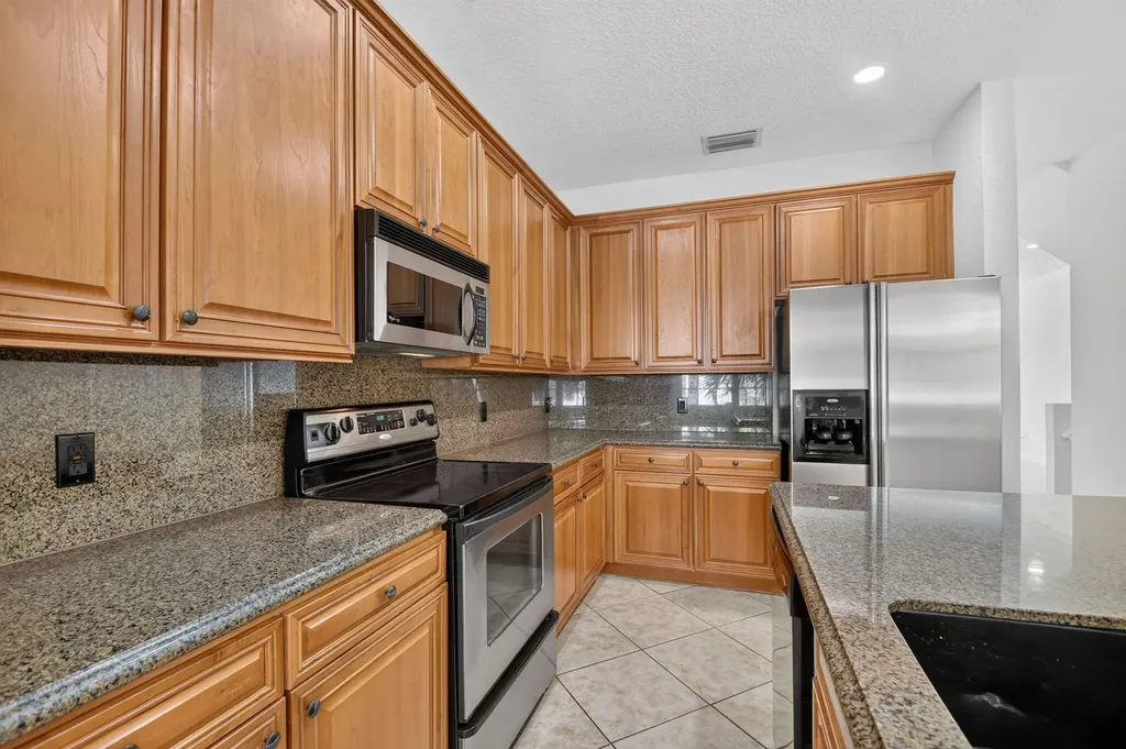 116 Ocean Cay Way Hypoluxo FL 33462