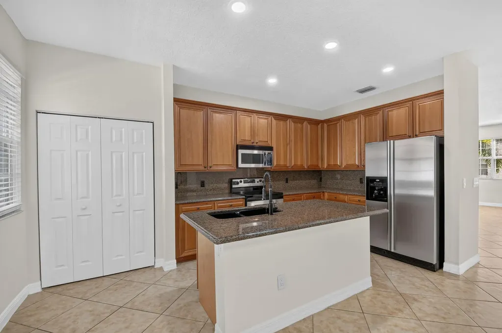 116 Ocean Cay Way Hypoluxo FL 33462