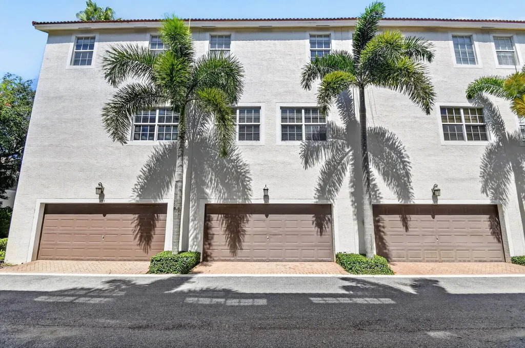 116 Ocean Cay Way Hypoluxo FL 33462