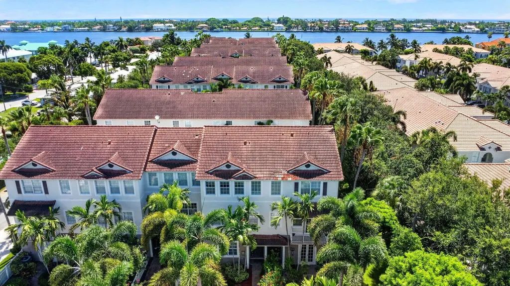 116 Ocean Cay Way Hypoluxo FL 33462