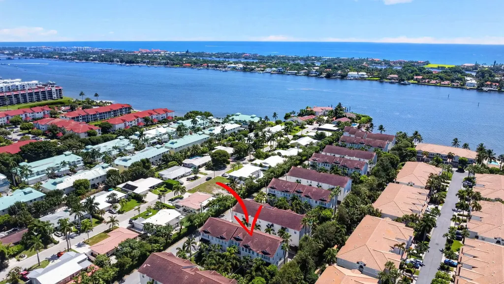 116 Ocean Cay Way Hypoluxo FL 33462