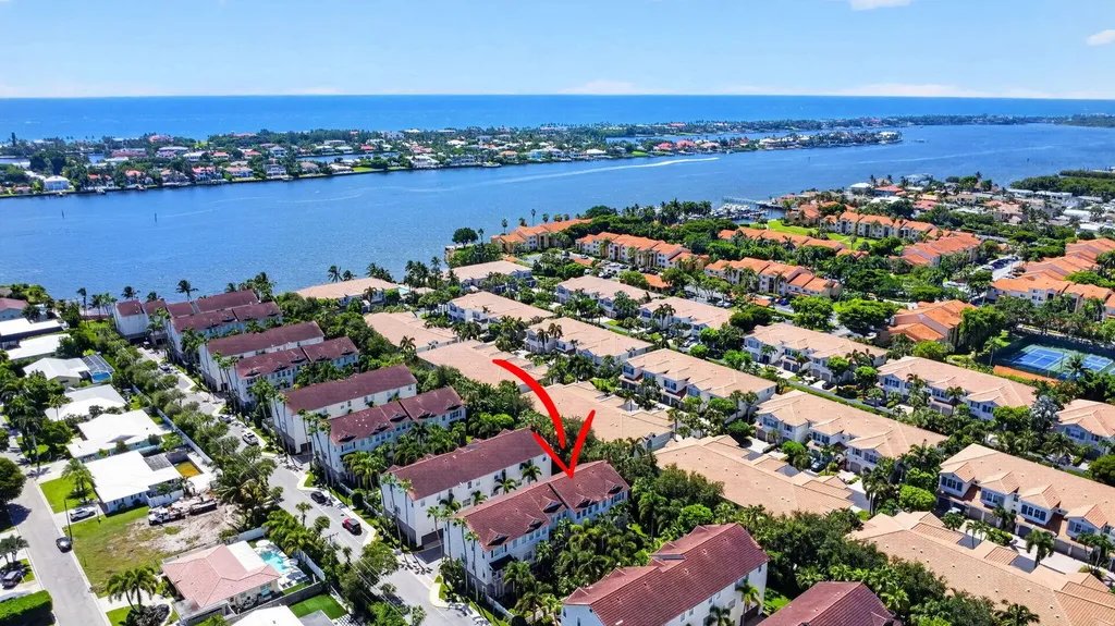116 Ocean Cay Way Hypoluxo FL 33462