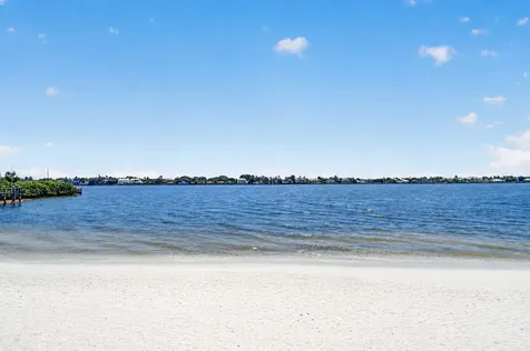 116 Ocean Cay Way Hypoluxo FL 33462