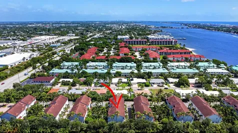 116 Ocean Cay Way Hypoluxo FL 33462