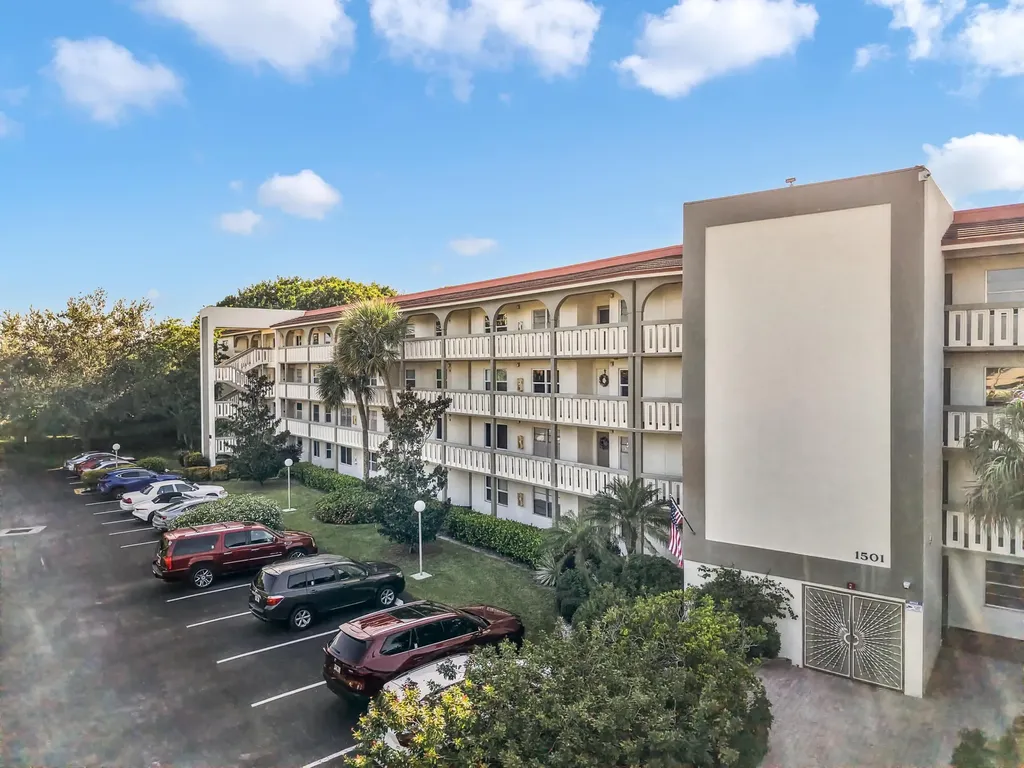 1501 Cayman Way Coconut Creek FL 33066