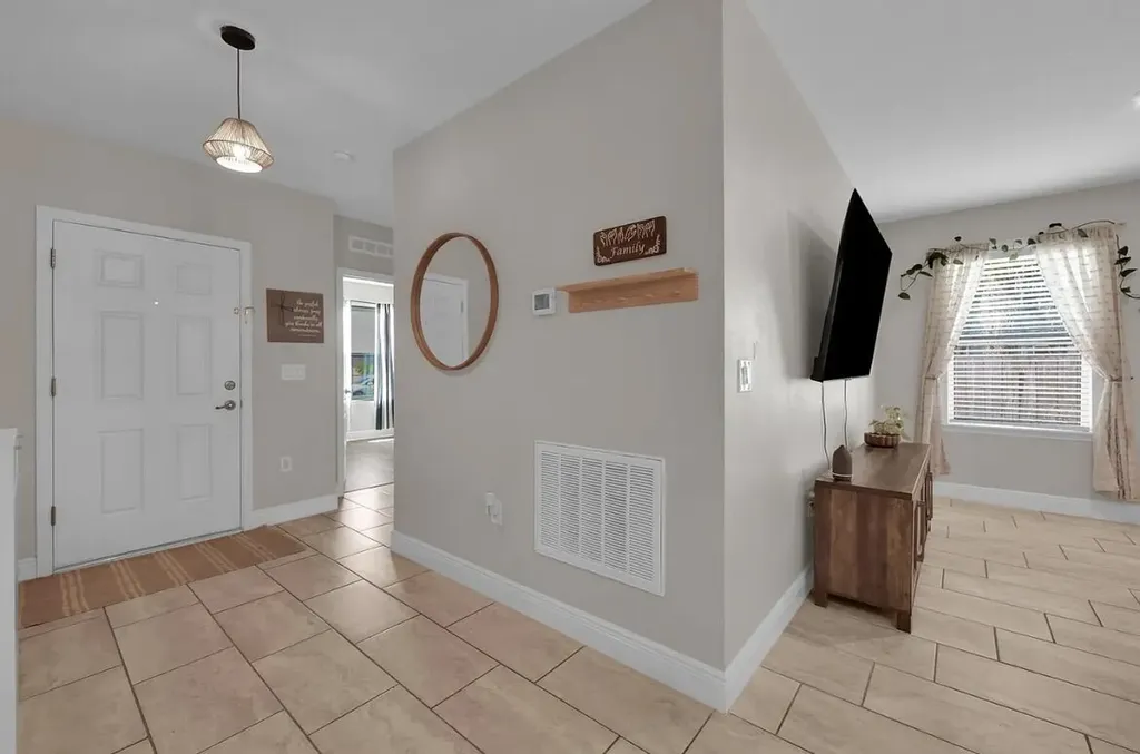 615 NW Monticello Place SW Port St Lucie FL 34986