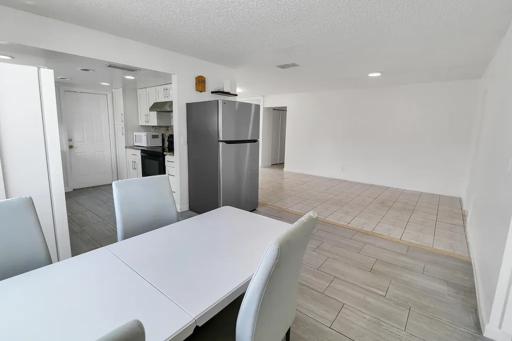 2233 NW 3rd Avenue Boca Raton FL 33431