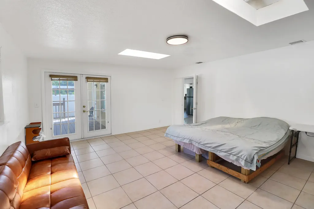 2233 NW 3rd Avenue Boca Raton FL 33431
