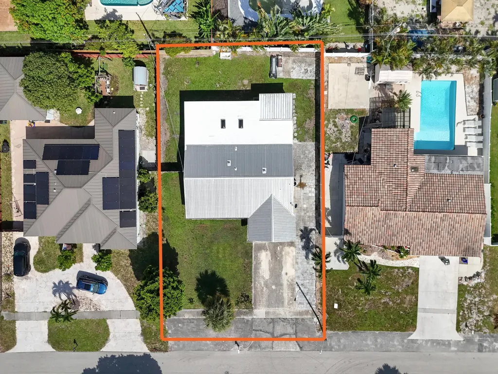 2233 NW 3rd Avenue Boca Raton FL 33431