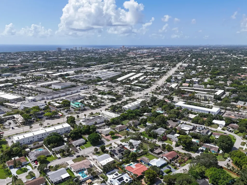 2233 NW 3rd Avenue Boca Raton FL 33431