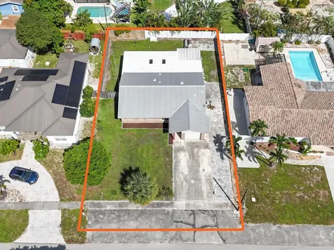 2233 NW 3rd Avenue Boca Raton FL 33431