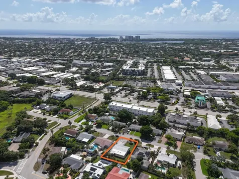 2233 NW 3rd Avenue Boca Raton FL 33431