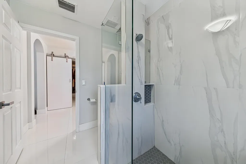 358 SW 188th Terrace Pembroke Pines FL 33029