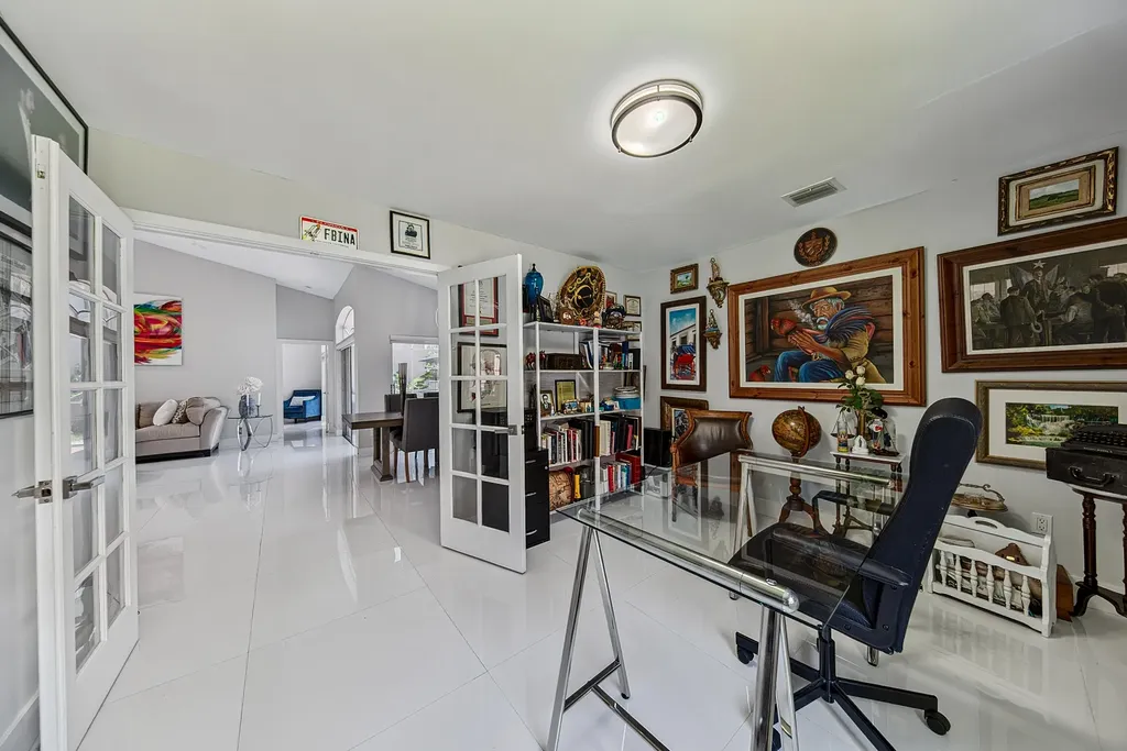 358 SW 188th Terrace Pembroke Pines FL 33029