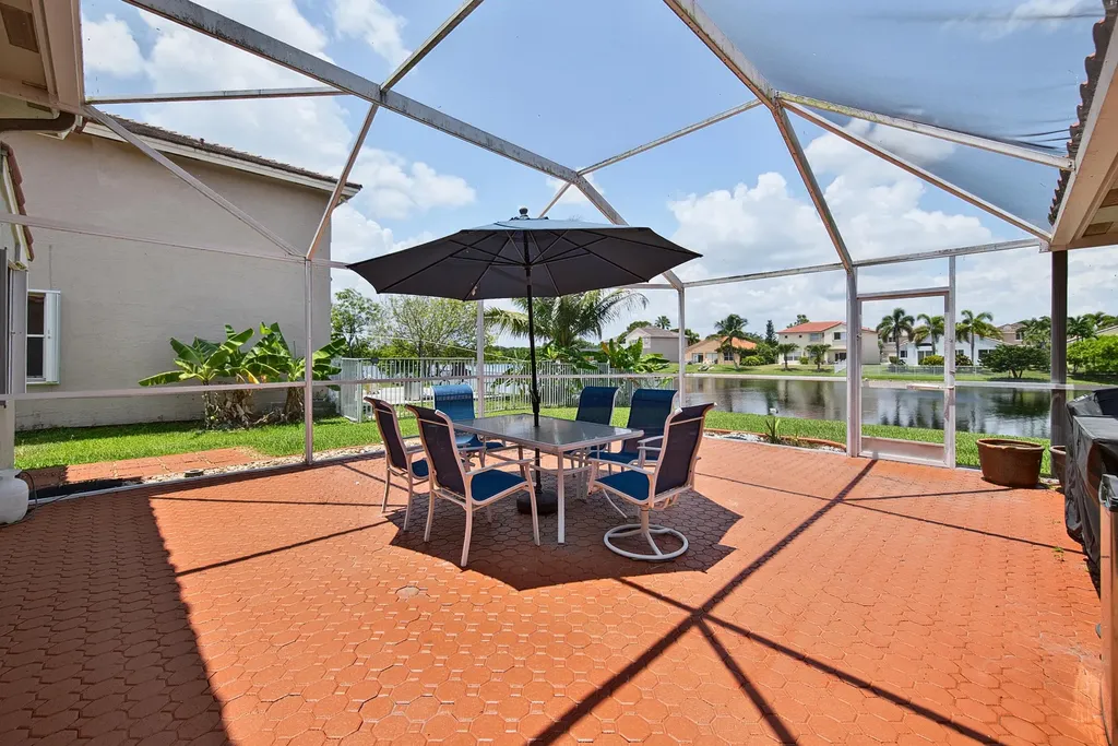 358 SW 188th Terrace Pembroke Pines FL 33029