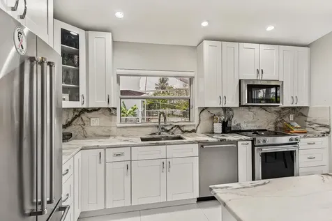358 SW 188th Terrace Pembroke Pines FL 33029