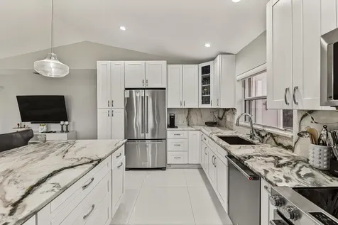 358 SW 188th Terrace Pembroke Pines FL 33029