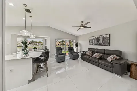 358 SW 188th Terrace Pembroke Pines FL 33029