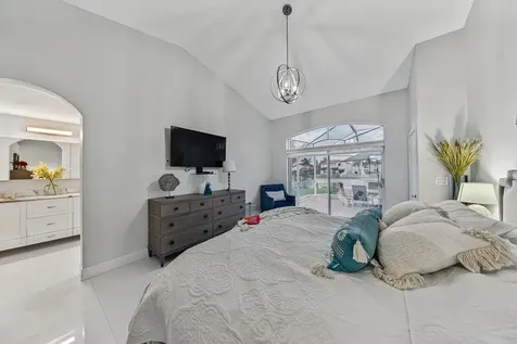 358 SW 188th Terrace Pembroke Pines FL 33029