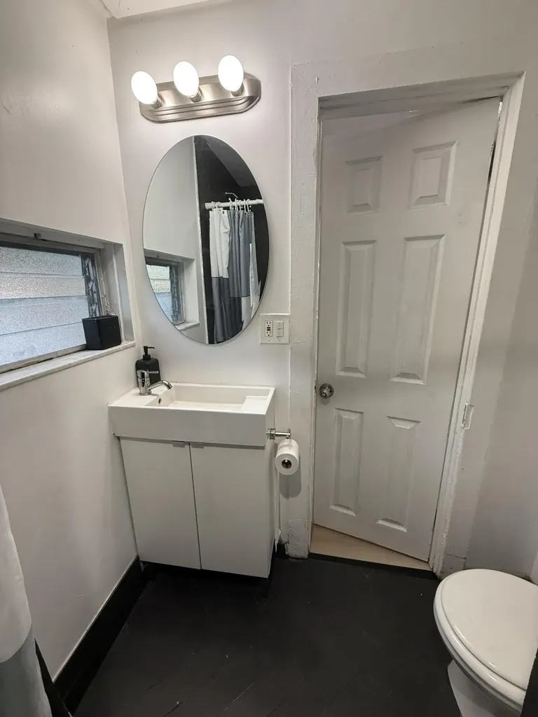 51 SW 13th Street Dania Beach FL 33004