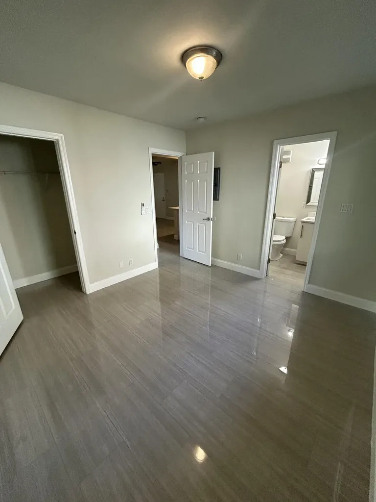 916 NE 15th Avenue Fort Lauderdale FL 33304