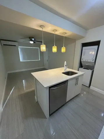 916 NE 15th Avenue Fort Lauderdale FL 33304
