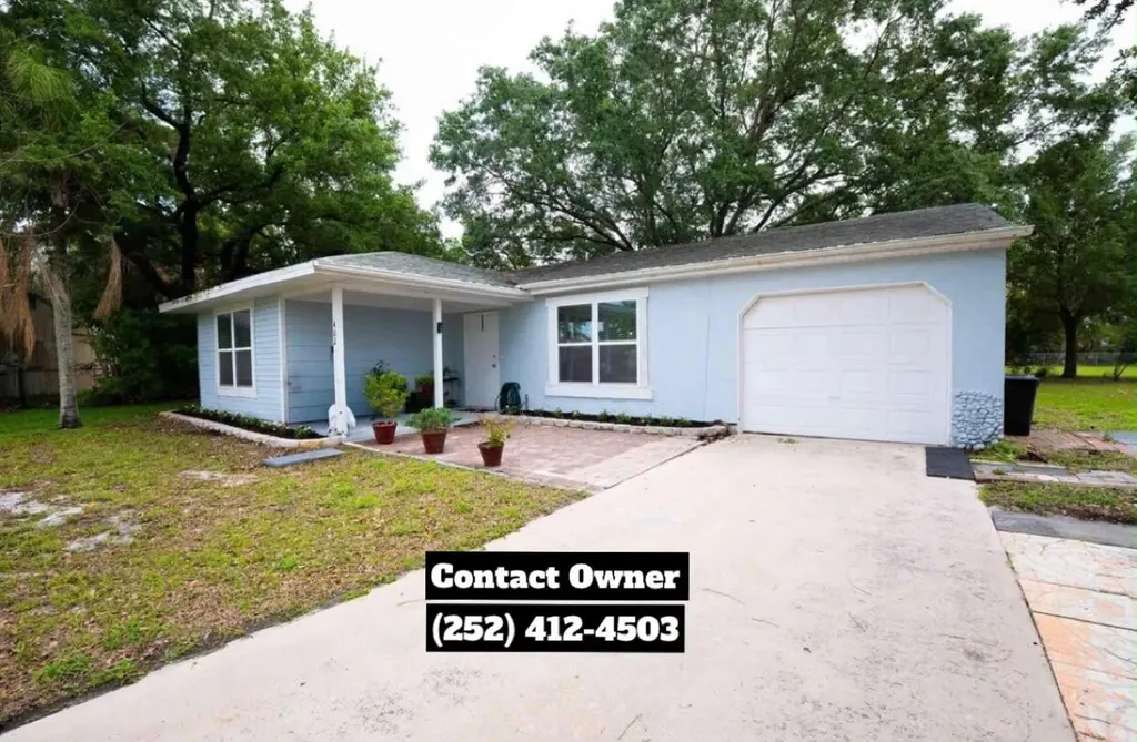 400 SW Ruffner Court Port St Lucie FL 34953